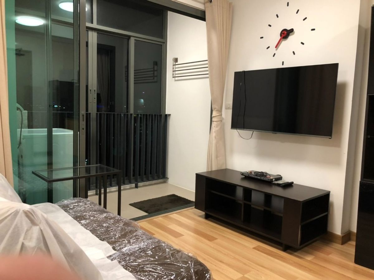 For SaleCondoOnnut, Udomsuk : IDEO Bloove Sukhumvit / Studio (SALE with Tenant), IDO Blue Course, Sukhumvit / Studio (Selling with Toppers) Pang091