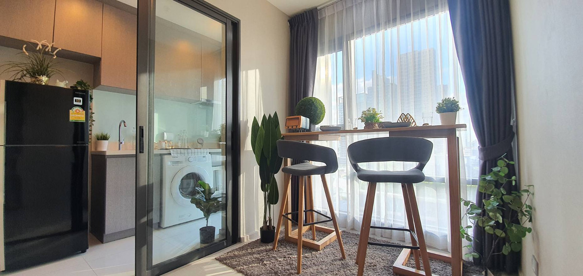 (for rent) RHYTHM Sukhumvit 36-38 ใกล้รถไฟฟ้า BTS ทองหล่อ Loading...