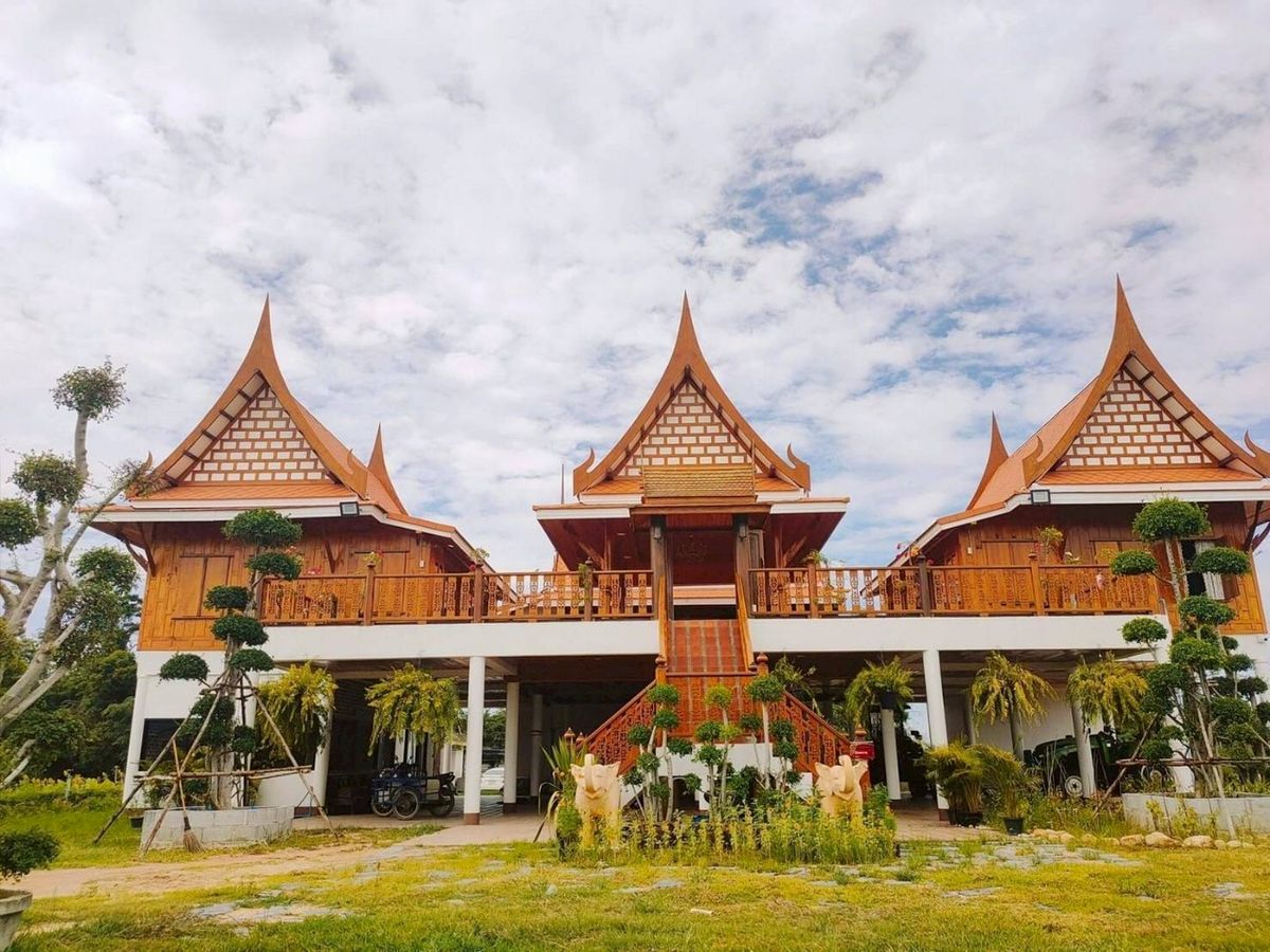 For SaleHouseKanchanaburi : Sell ​​5 rai of Kanchanaburi resort house, Lao Kwan view Ready