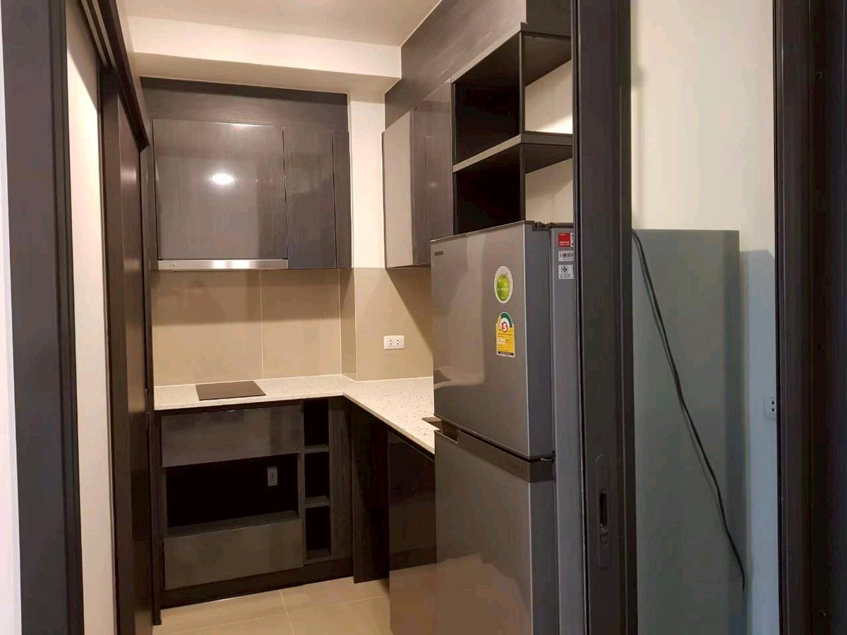 ให้เช่า XT HuaiKhwang ห้อง 1 นอน 35 ตร.ม. เดินเพียง 3 นาทีถึง MRT ห้วยขวาง เพียง 17,000 บาท/เดือน Loading...