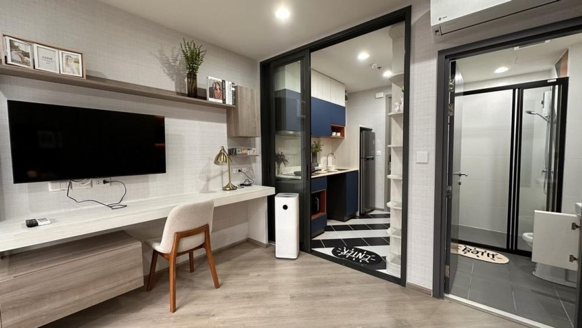 For SaleCondoVipawadee, Don Mueang, Lak Si : Urgent sale ✨ THE BASE Saphanmai ✨ Fully furnished and equipped, near the airport