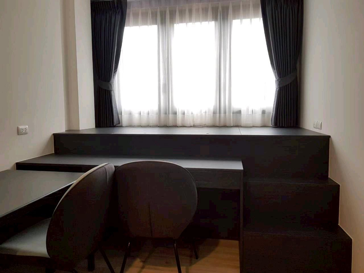 ให้เช่า XT HuaiKhwang ห้อง 1 นอน 35 ตร.ม. เดินเพียง 3 นาทีถึง MRT ห้วยขวาง เพียง 17,000 บาท/เดือน Loading...