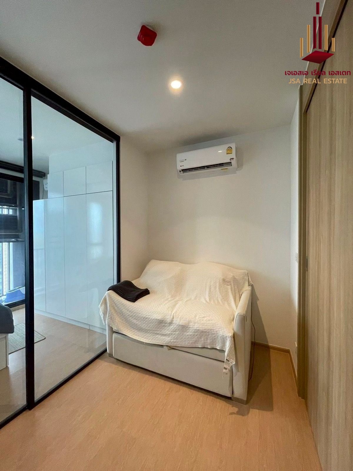 For SaleCondoLadprao, Central Ladprao : ✨ For Sale: Maru Ladprao 15 Condo ✨ 💰 ONLY 4,150,000 THB