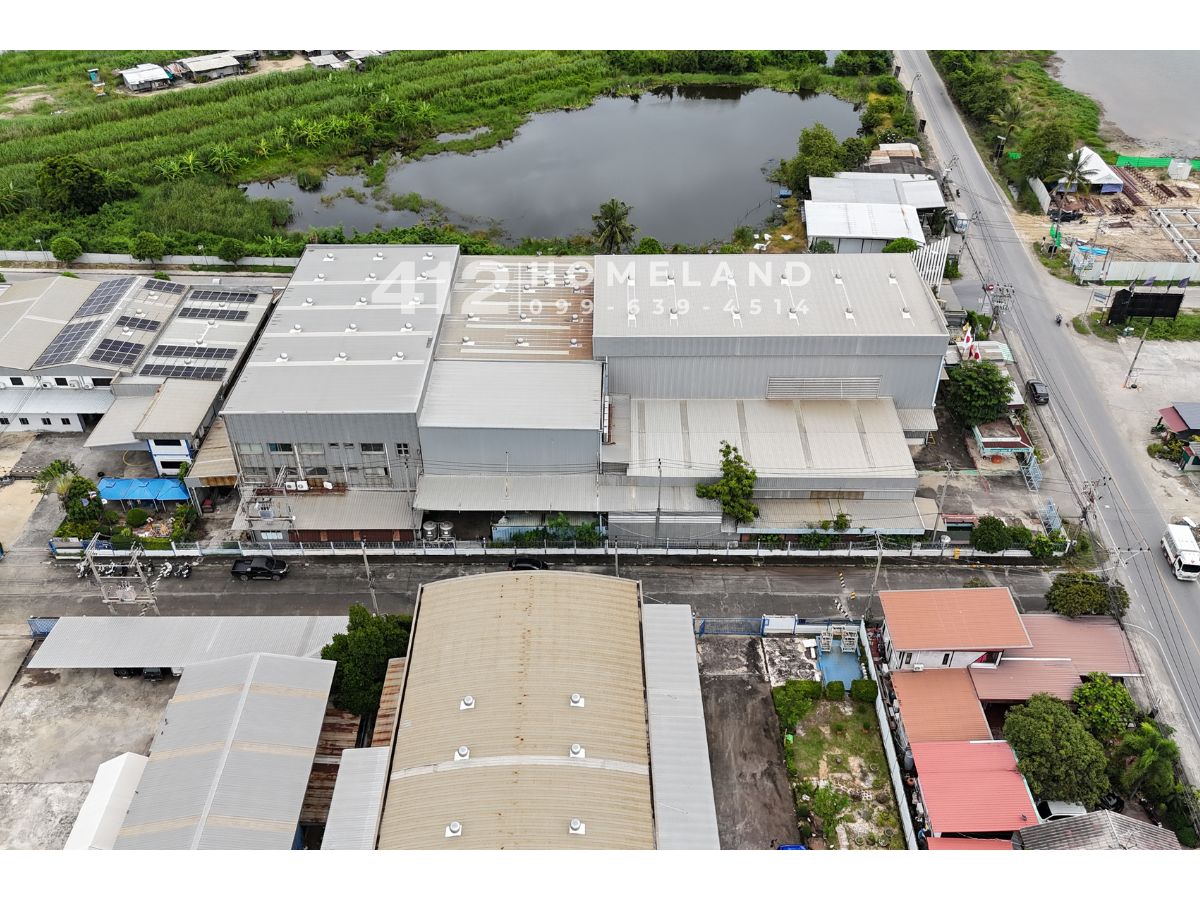 FactorySamut Prakan,Samrong : Selling/renting a factory-4,200 square meters of warehouse, with a license 4, correct, good location on the main road, big car, comfortable Bangsai - Bang Bo Samut Prakan
