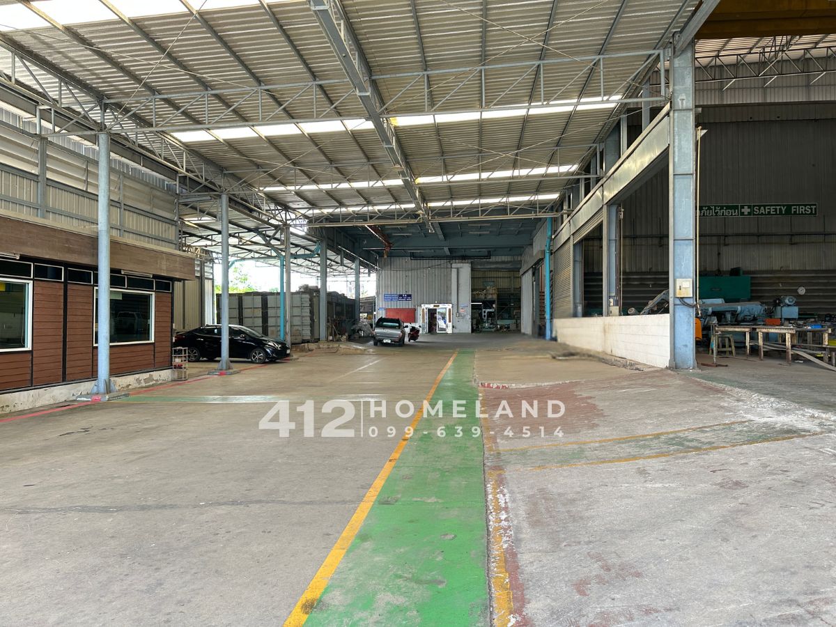 FactorySamut Prakan,Samrong : Selling/renting a factory-4,200 square meters of warehouse, with a license 4, correct, good location on the main road, big car, comfortable Bangsai - Bang Bo Samut Prakan