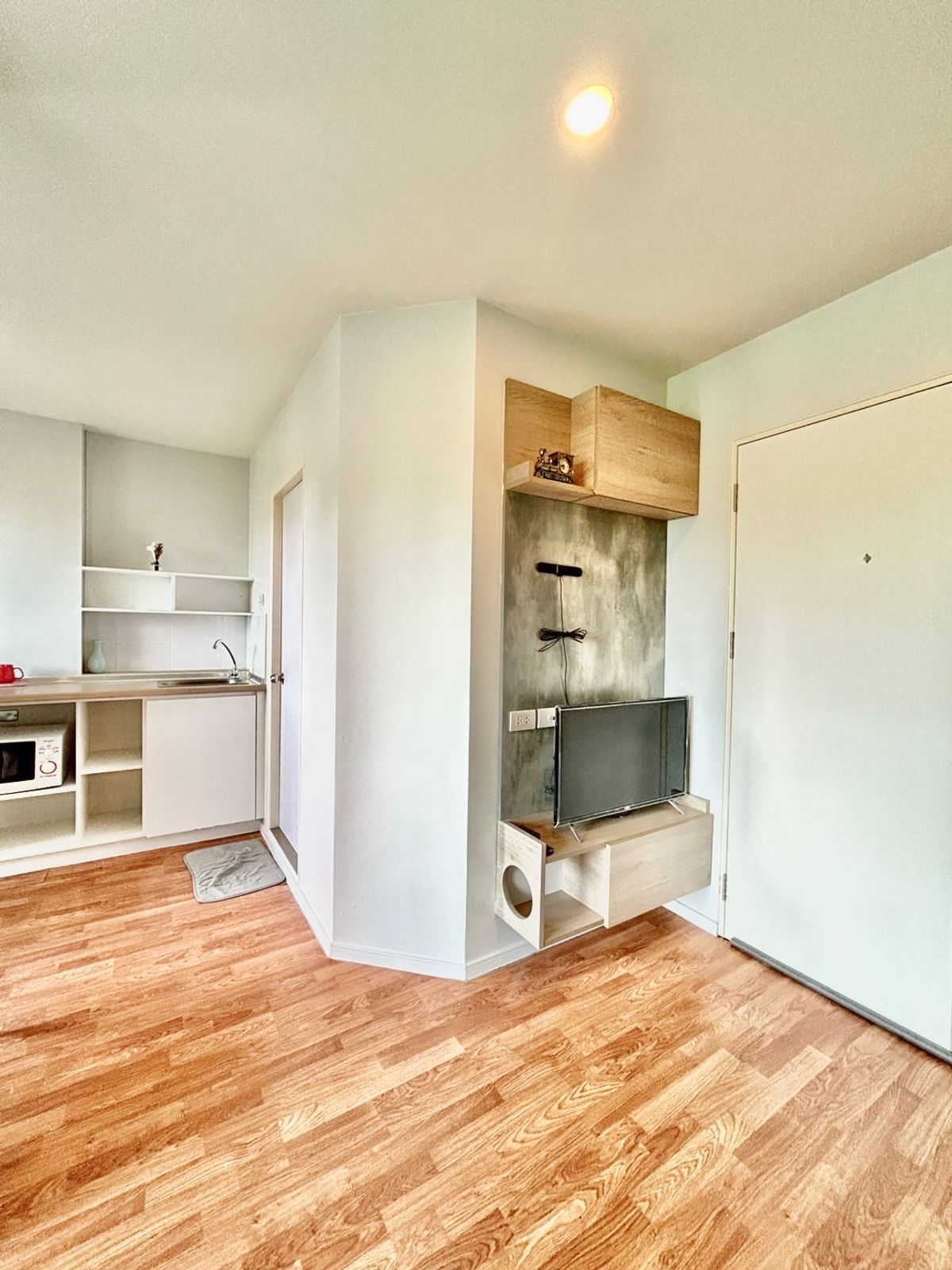 For SaleCondoSamut Prakan,Samrong : Urgent sale 📍 Lumpini Ville Sukhumvit 76 - Bearing Station 📍 Fully furnished and equipped with appliances