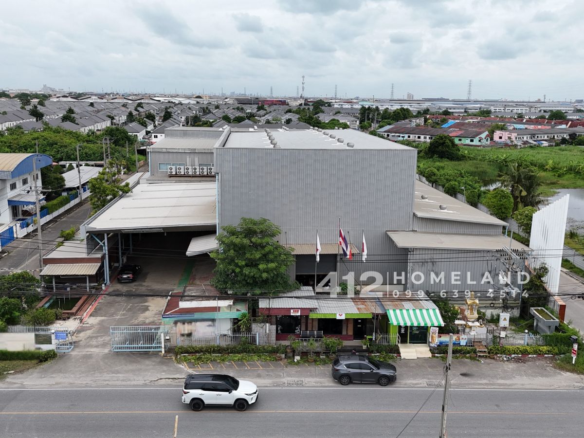 FactorySamut Prakan,Samrong : Selling/renting a factory-4,200 square meters of warehouse, with a license 4, correct, good location on the main road, big car, comfortable Bangsai - Bang Bo Samut Prakan
