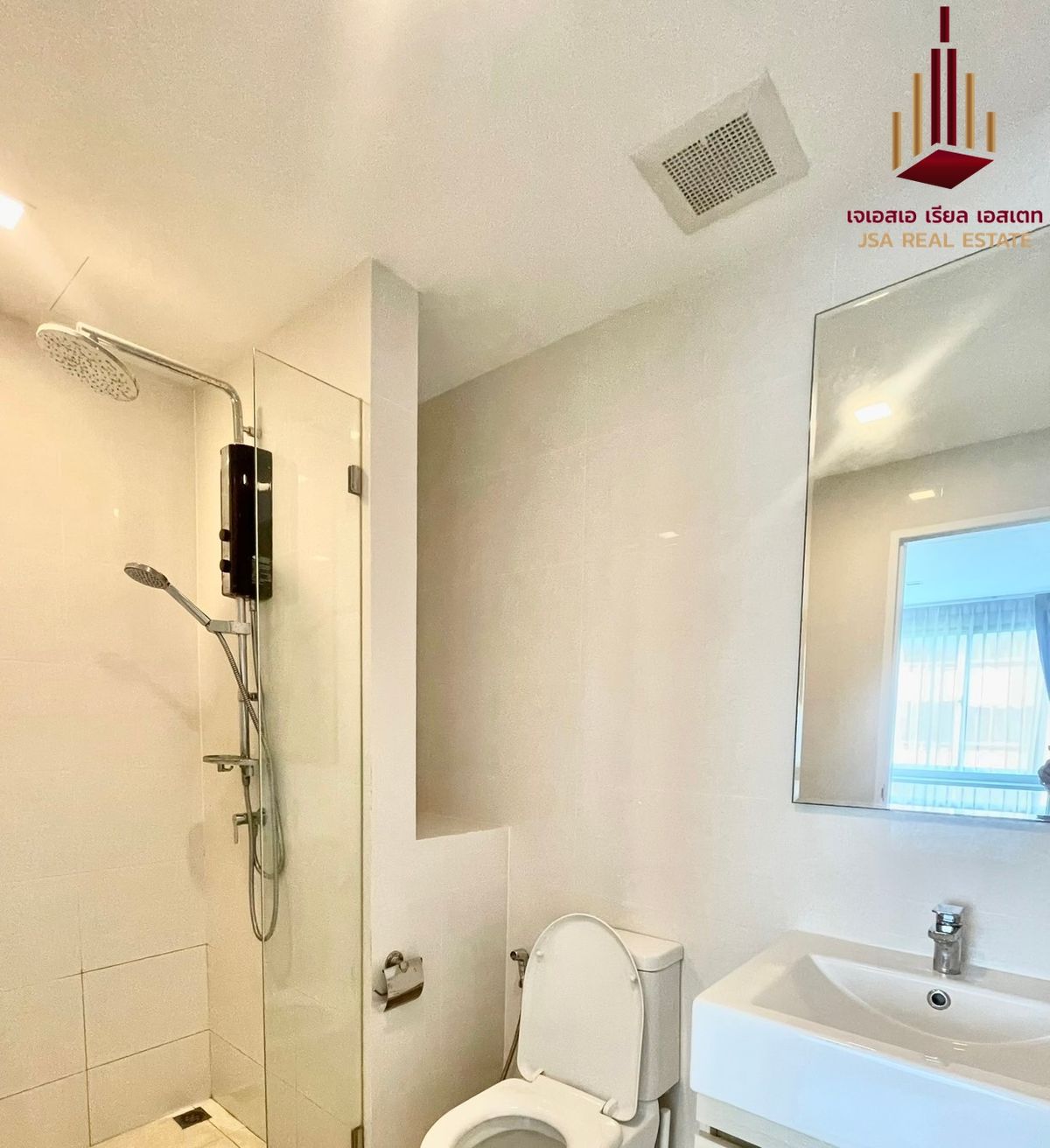 For SaleCondoRatchadapisek, Huaikwang, Suttisan : ✨ For Sale: Metro Luxe Ratchada Condo ✨ 💰 ONLY 2,690,000 THB