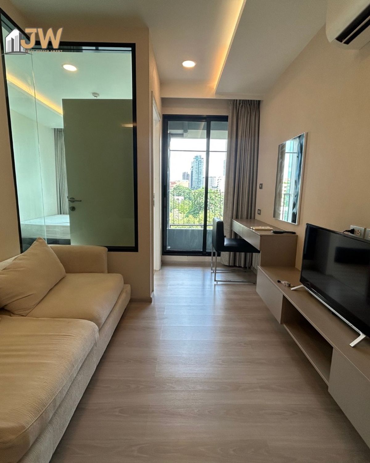 For RentCondoSukhumvit, Asoke, Thonglor : Rent a room 1Bed 1Bath 29SQM, worth 18,000 ฿