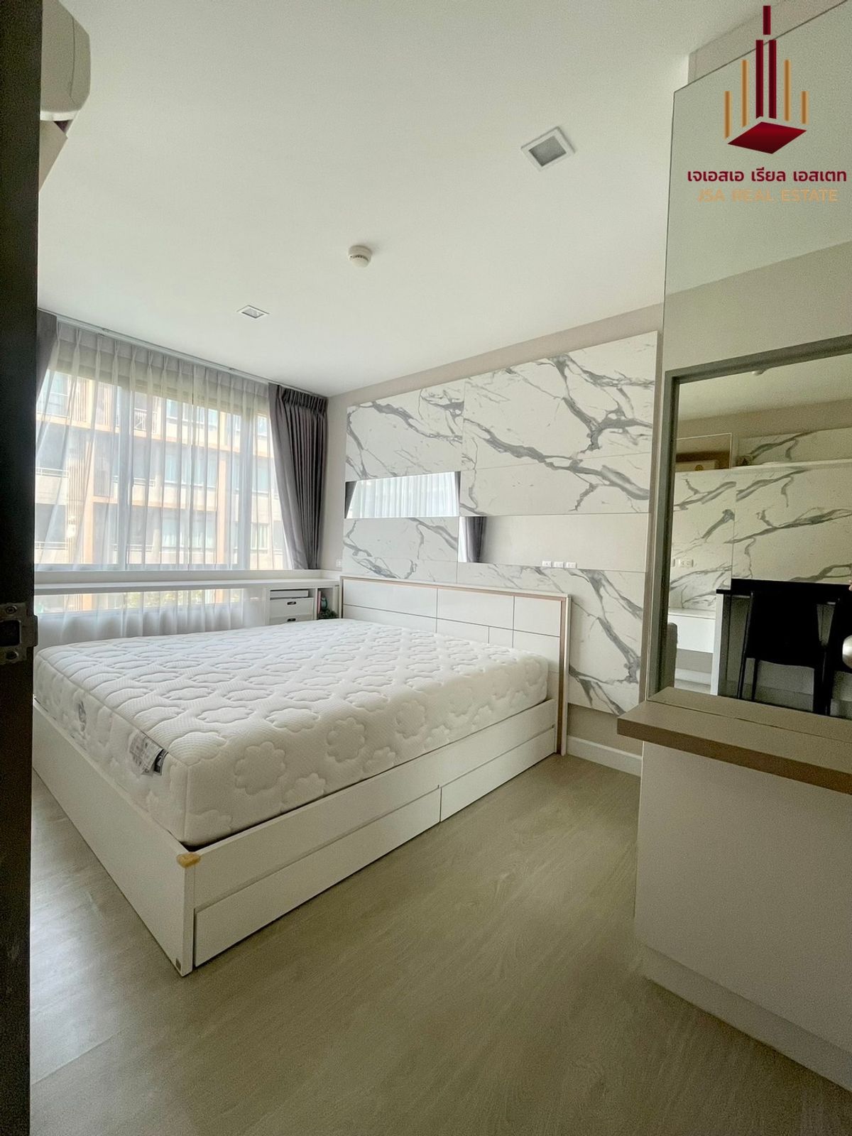 For SaleCondoRatchadapisek, Huaikwang, Suttisan : ✨ For Sale: Metro Luxe Ratchada Condo ✨ 💰 ONLY 2,690,000 THB