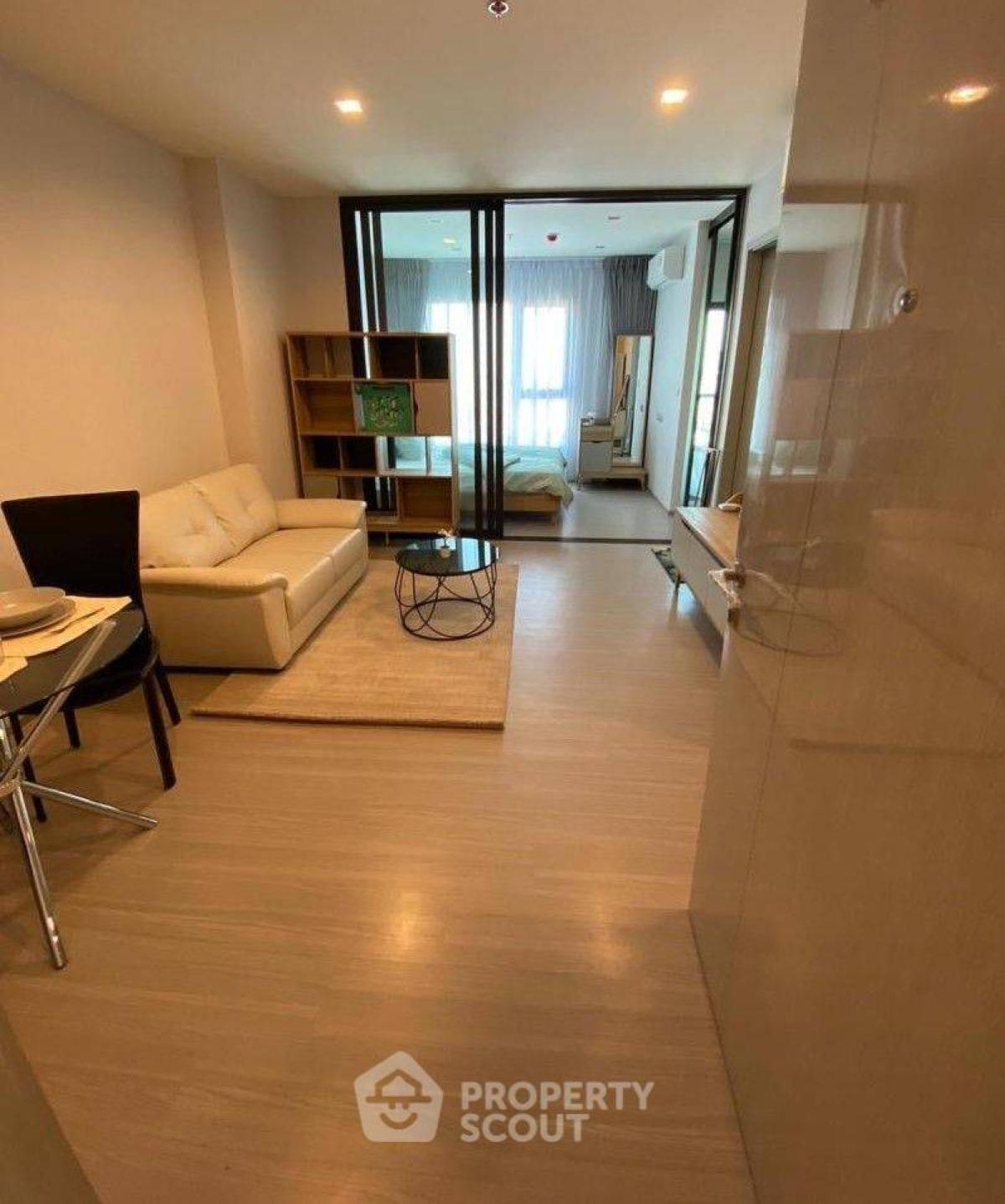 For SaleCondoOnnut, Udomsuk : 1-BR Condo at Life Sukhumvit 62 near BTS Bang Chak