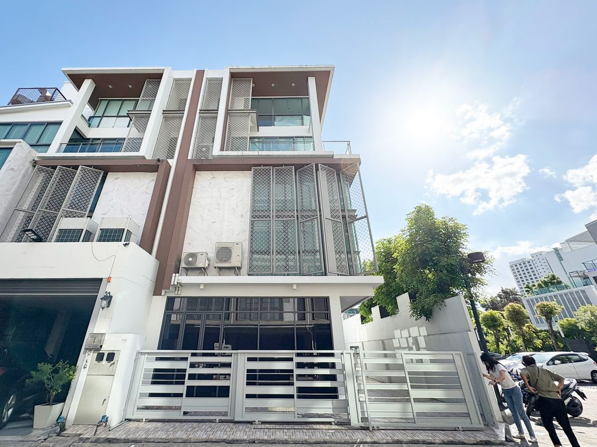 TownhomeRama3 (Riverside),Satupadit : ✨ JADE Height Sathorn --rama 3 | Luxury Home Office for Business and Residence ✨