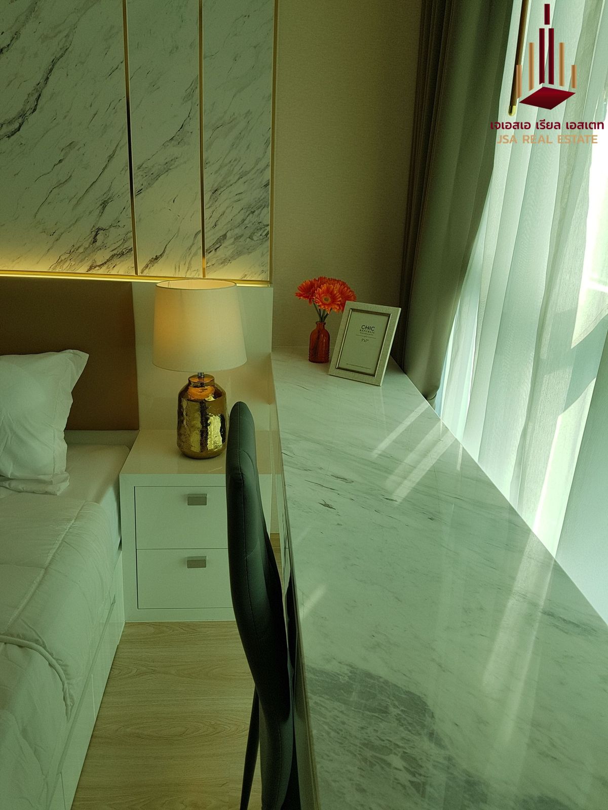 ให้เช่าคอนโดรัชดา ห้วยขวาง : ✨ For  Rent: Noble Revolve Ratchada 2 Condo ✨  💰 Only 15,000 THB/month