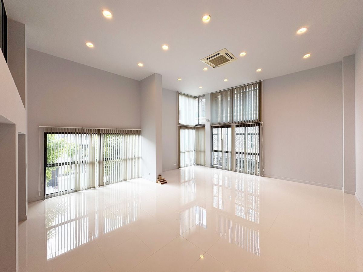 TownhomeRama3 (Riverside),Satupadit : ✨ JADE Height Sathorn --rama 3 | Luxury Home Office for Business and Residence ✨