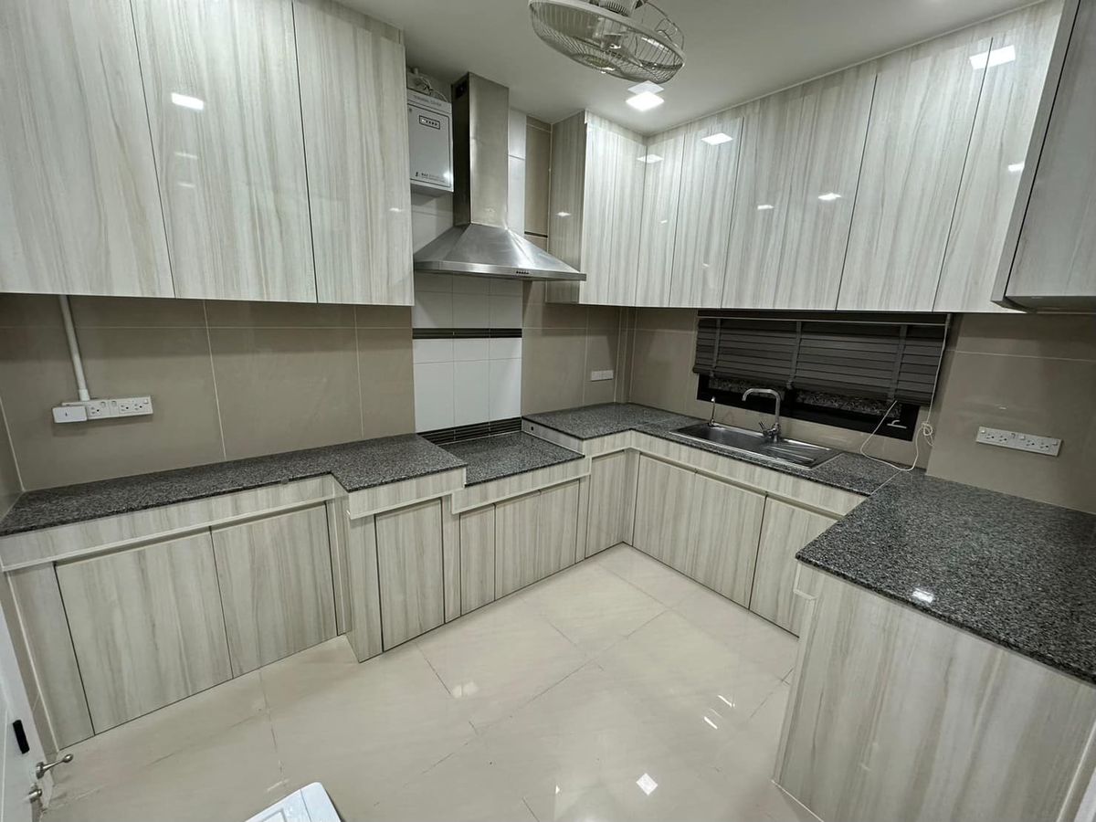 For SaleHousePattanakan, Srinakarin : Detached corner house close to garden on Krungthep Kreetha Road., Soi 7 : Fully Renovated