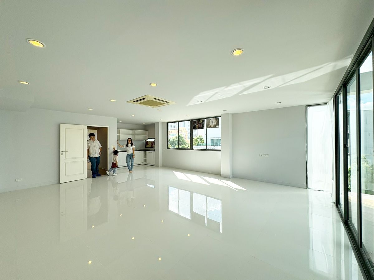 TownhomeRama3 (Riverside),Satupadit : ✨ JADE Height Sathorn --rama 3 | Luxury Home Office for Business and Residence ✨