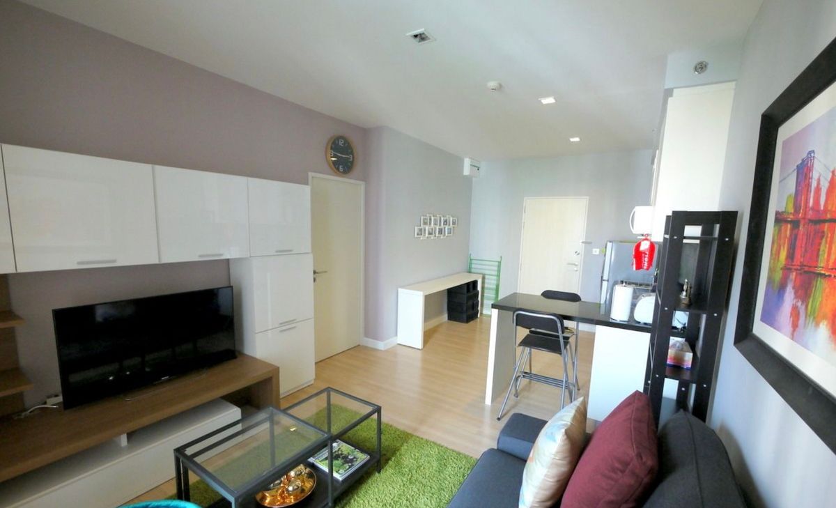 For RentCondoSathorn, Narathiwat : Rent The Seed Mingle, Sathorn - Suan Phlu, a big room, ready to be near MRT Lumphini. Interested in Atline.@841QLNR