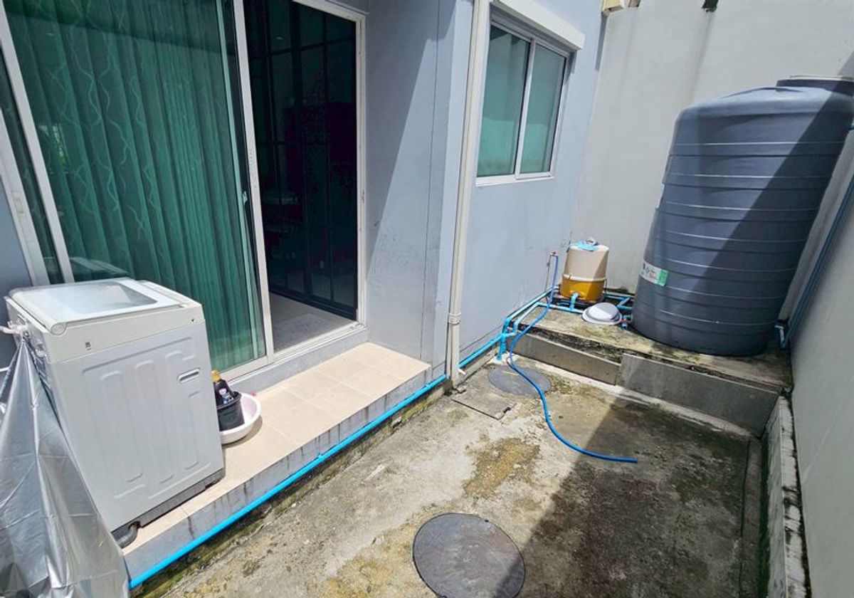 ขายทาวน์โฮมลาดกระบัง สุวรรณภูมิ : ขาย ทาวน์โฮม 3 ชั้น โครงการ สัมมากร อเวนิว สุวรรณภูมิ หลังมุม 3 ห้องนอน 21.6 ตร.ว. ถนนพัฒนาชนบท3 เขตลาดกระบัง กทม.