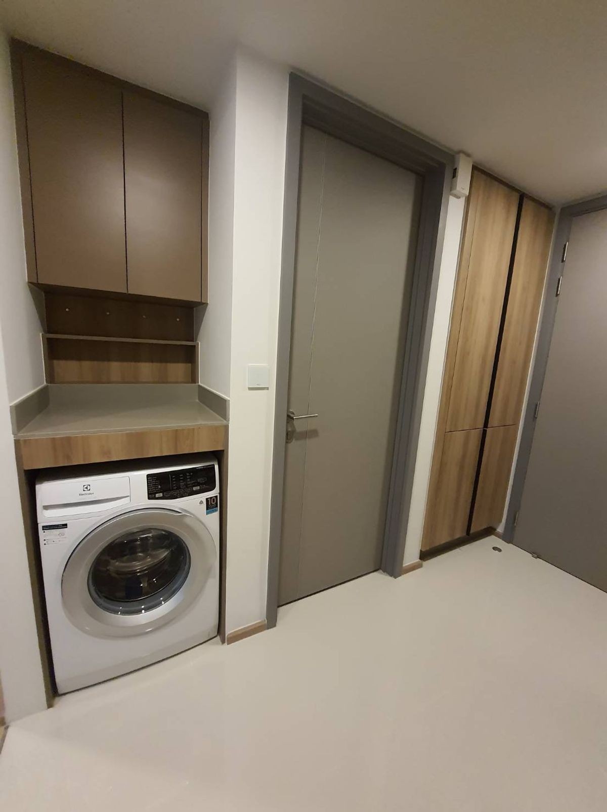 ขายคอนโดสุขุมวิท อโศก ทองหล่อ : ขายด่วน 📍 Taka Haus Ekkamai 📍 เฟอร์นิเจอร์ และ เครื่องใช้ไฟฟ้าครบ 