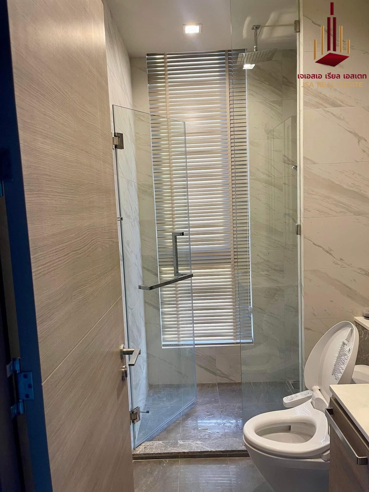 For RentCondoLadprao, Central Ladprao : ✨ For Rent: The Crest Park Residences Condo ✨ 💰 ONLY 28,000 THB/Month