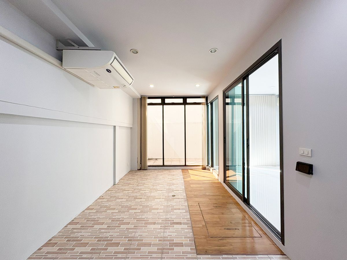 TownhomeRama3 (Riverside),Satupadit : ✨ JADE Height Sathorn --rama 3 | Luxury Home Office for Business and Residence ✨