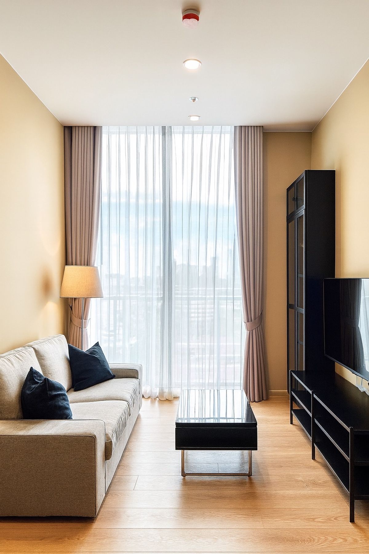 For RentCondoSukhumvit, Asoke, Thonglor : Condo for RENT: Noble BE 19 (Sukhumvit 19) (RT-01)