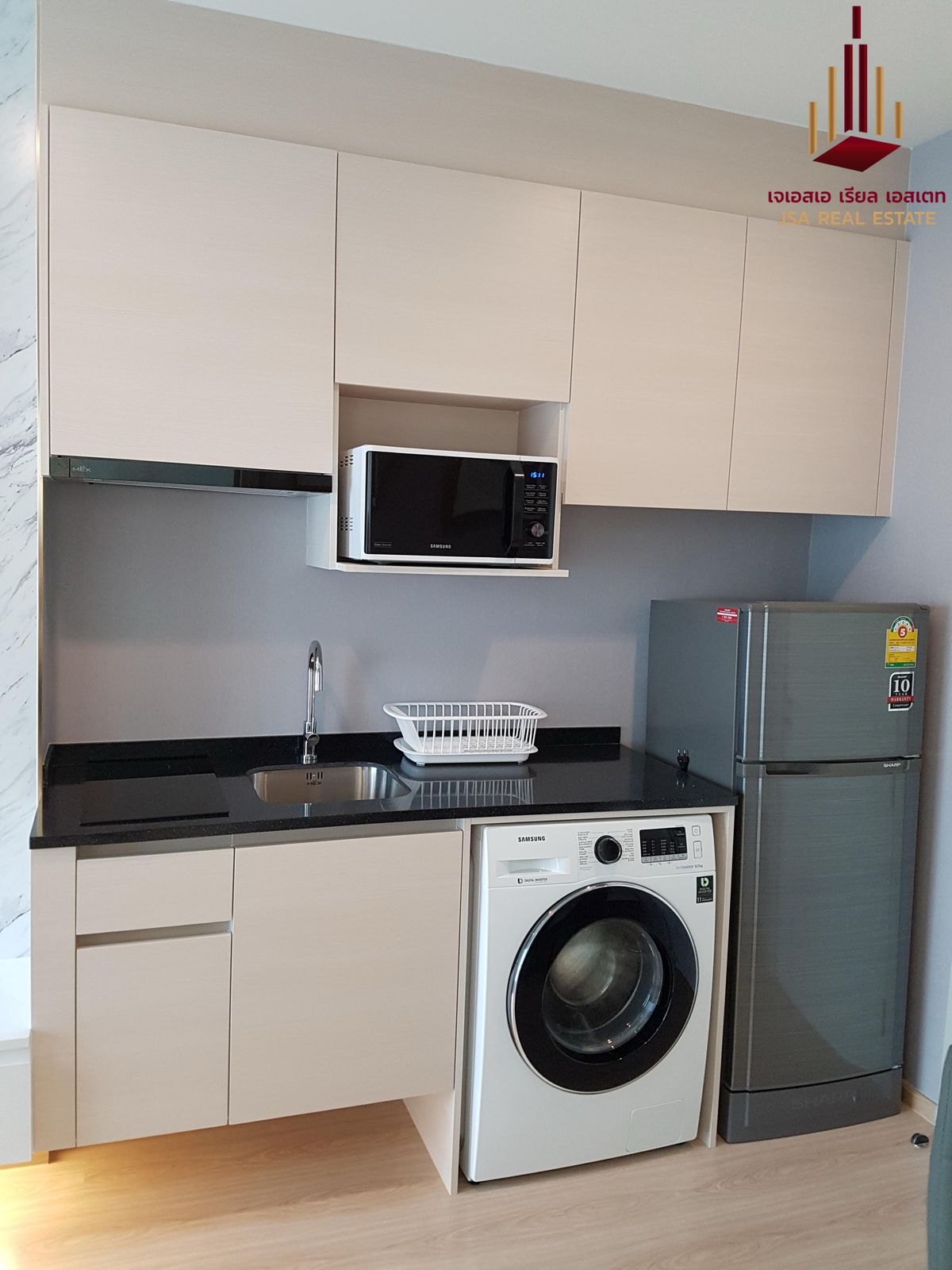 ให้เช่าคอนโดรัชดา ห้วยขวาง : ✨ For  Rent: Noble Revolve Ratchada 2 Condo ✨  💰 Only 15,000 THB/month