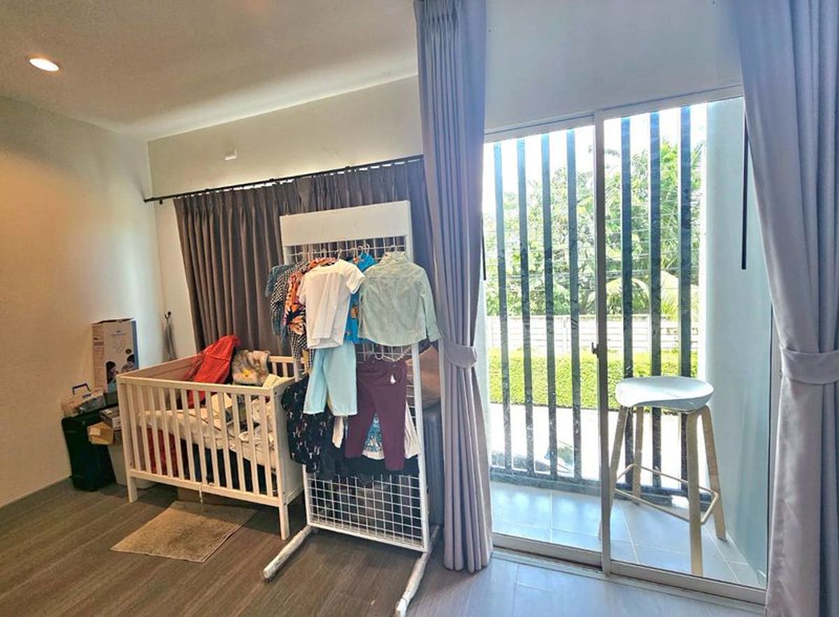 ขายทาวน์โฮมลาดกระบัง สุวรรณภูมิ : ขาย ทาวน์โฮม 3 ชั้น โครงการ สัมมากร อเวนิว สุวรรณภูมิ หลังมุม 3 ห้องนอน 21.6 ตร.ว. ถนนพัฒนาชนบท3 เขตลาดกระบัง กทม.