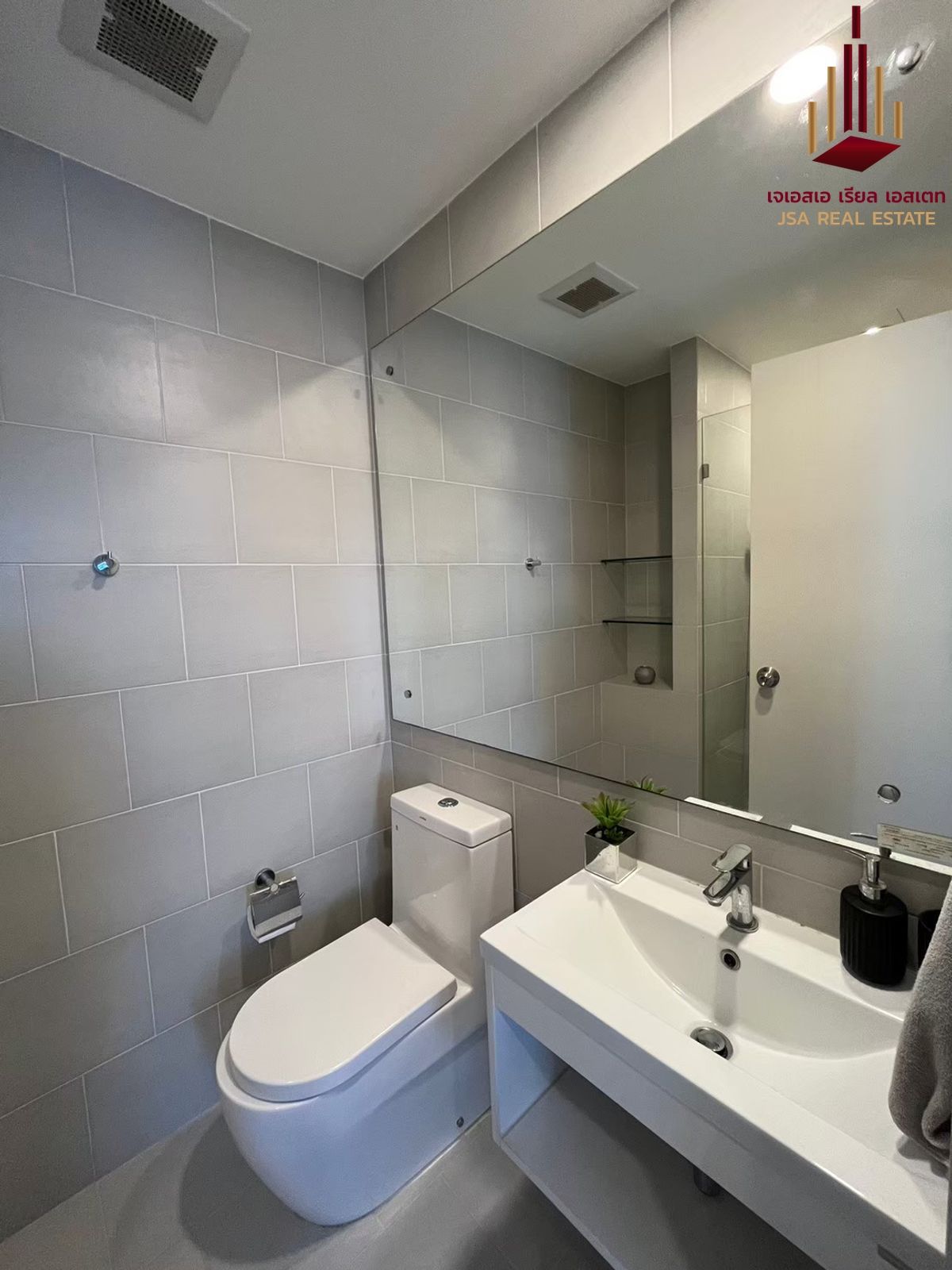 For SaleCondoPinklao, Charansanitwong : ✨ For Sale: De Lapis Charan 81 Condo ✨ 💰 ONLY 2,570,000 THB