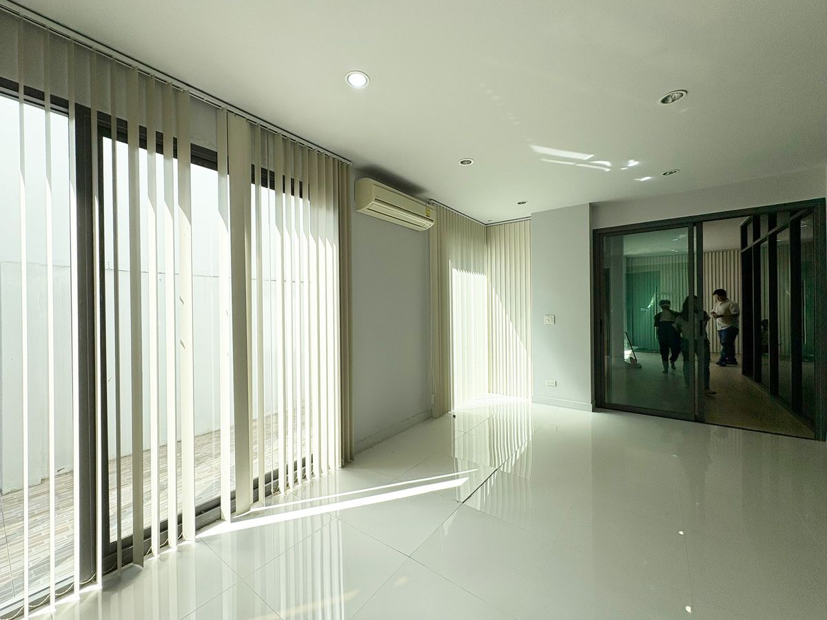 TownhomeRama3 (Riverside),Satupadit : ✨ JADE Height Sathorn --rama 3 | Luxury Home Office for Business and Residence ✨