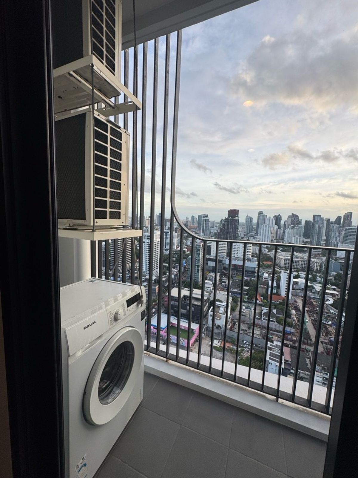 For RentCondoSukhumvit, Asoke, Thonglor : For rent XT EKKAMAI, beautiful room 30 sqm.