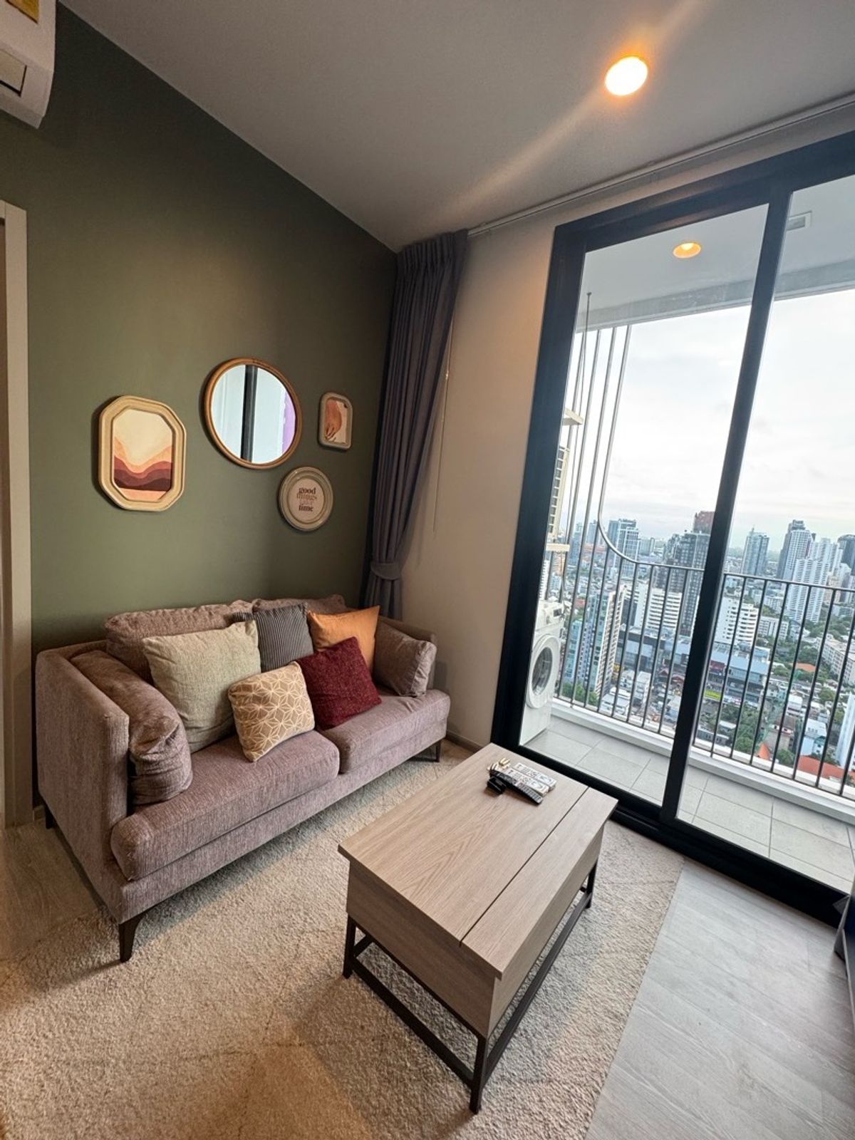 For RentCondoSukhumvit, Asoke, Thonglor : For rent XT EKKAMAI, beautiful room 30 sqm.