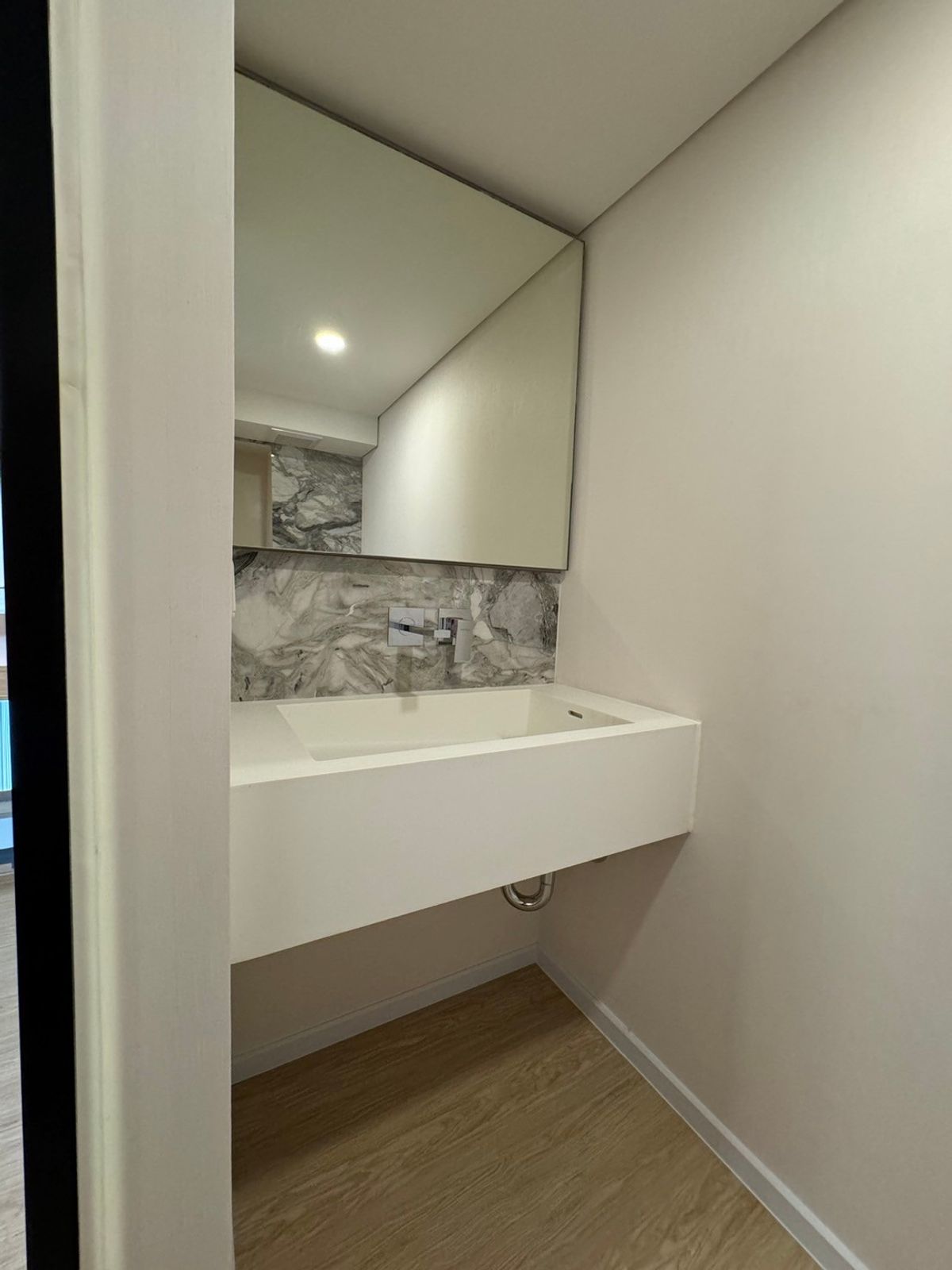 ให้เช่าคอนโดพระราม 9 เพชรบุรีตัดใหม่ RCA : 🏢 ให้เช่า Landmark @MRTA Station (Siamese พระราม 9) | Duplex 1 ห้องนอน 2 ห้องน้ำ | 46 ตร.ม. ชั้น 19 อาคาร B | 26,000 บาท/เดือน Line: @323gqmho  | Ref: T2040