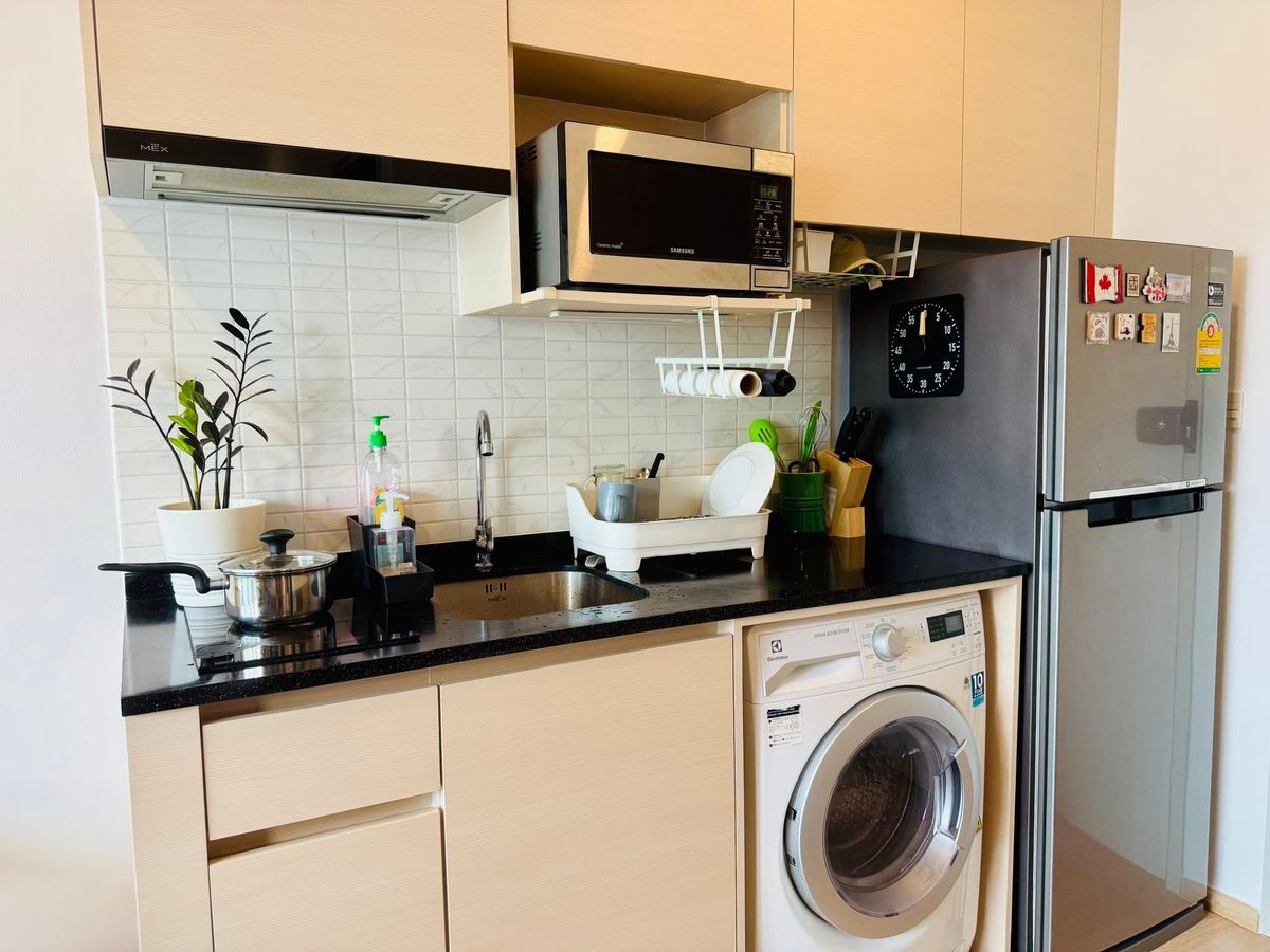 For RentCondoRatchadapisek, Huaikwang, Suttisan : For rent 📍 Noble Revolve Ratchada 2 📍 2 bedrooms, 2 bathrooms, fully furnished and equipped, near MRT Cultural Center