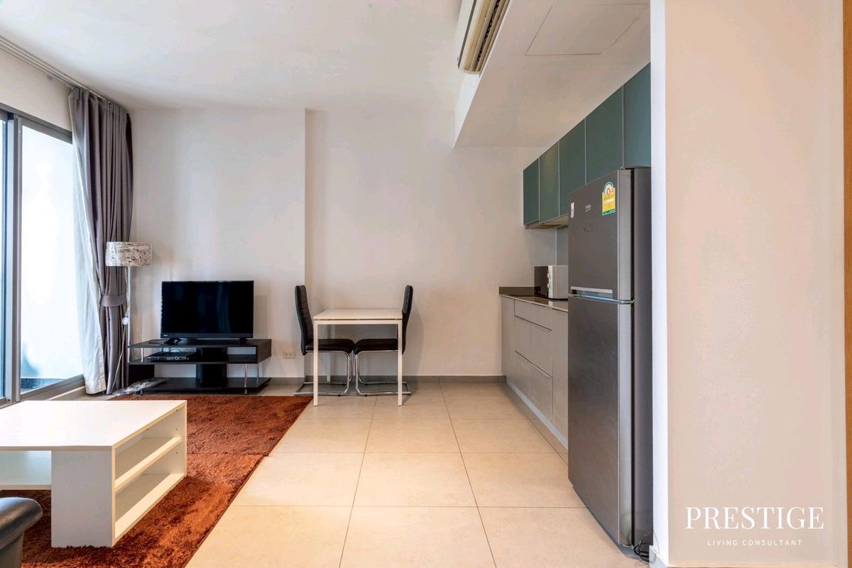 CondoSukhumvit, Asoke, Thonglor : 📌For RENT | The Lofts Ekkamai - 1BR (45 sqm) 35,000 THB