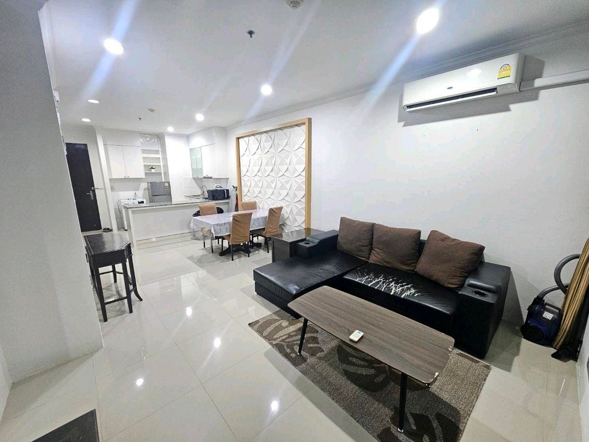 For RentCondoRatchathewi,Phayathai : Rent a beautiful room next to BTS Ratchathewi! Baan Klang Krung Siam-Pathumwan