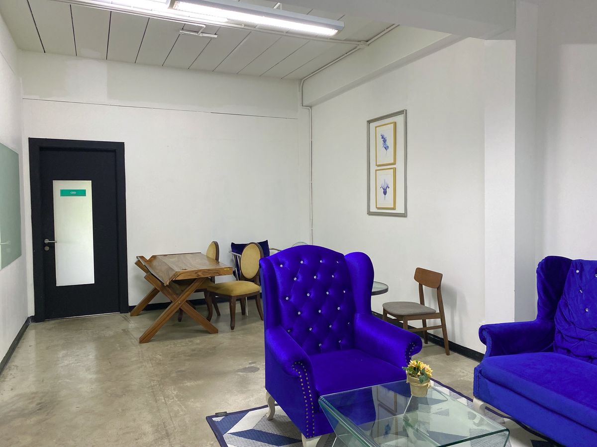 ให้เช่าสำนักงานปทุมธานี รังสิต ธรรมศาสตร์ : อาคารสำนักงาน/สตูดิโออัดรายการให้เช่า มีบ้านพักอาศัย 2 ชั้น - ลำลูกกา ปทุมธานี , 3 ไร่  เหมาะทำโฮมออฟฟิศ, สตูดิโอถ่ายรายการ