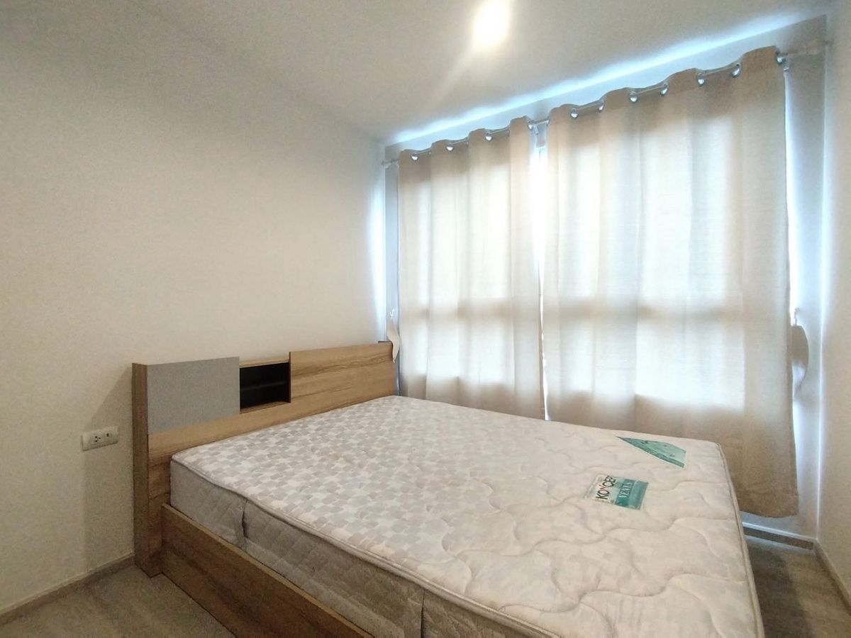 For RentCondoPinklao, Charansanitwong : @CONDOCUROTOR ADEO Charan 70 - Riverview Furniture There is a washing machine [PM4094]