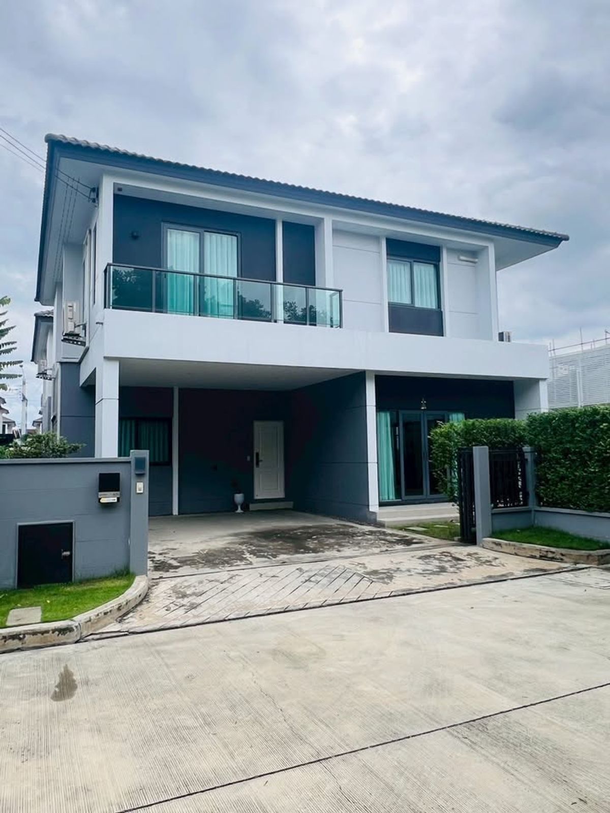 ให้เช่าบ้านวิภาวดี ดอนเมือง หลักสี่ : 🔴75,000฿🔴 𝐂𝐞𝐧𝐭𝐫𝐨 𝐕𝐢𝐛𝐡𝐚𝐯𝐚𝐝𝐢┃เซนโทร วิภาวดี ✅ ใกล้ IT Square ยินดีบริการ🙏สนใจทัก 𝙇𝙄𝙉𝙀 มานะคะ (ตอบไวมาก):​📱 รหัสทรัพย์​ 6810-0202📱: ไอดีไลน์:@bbcondo88