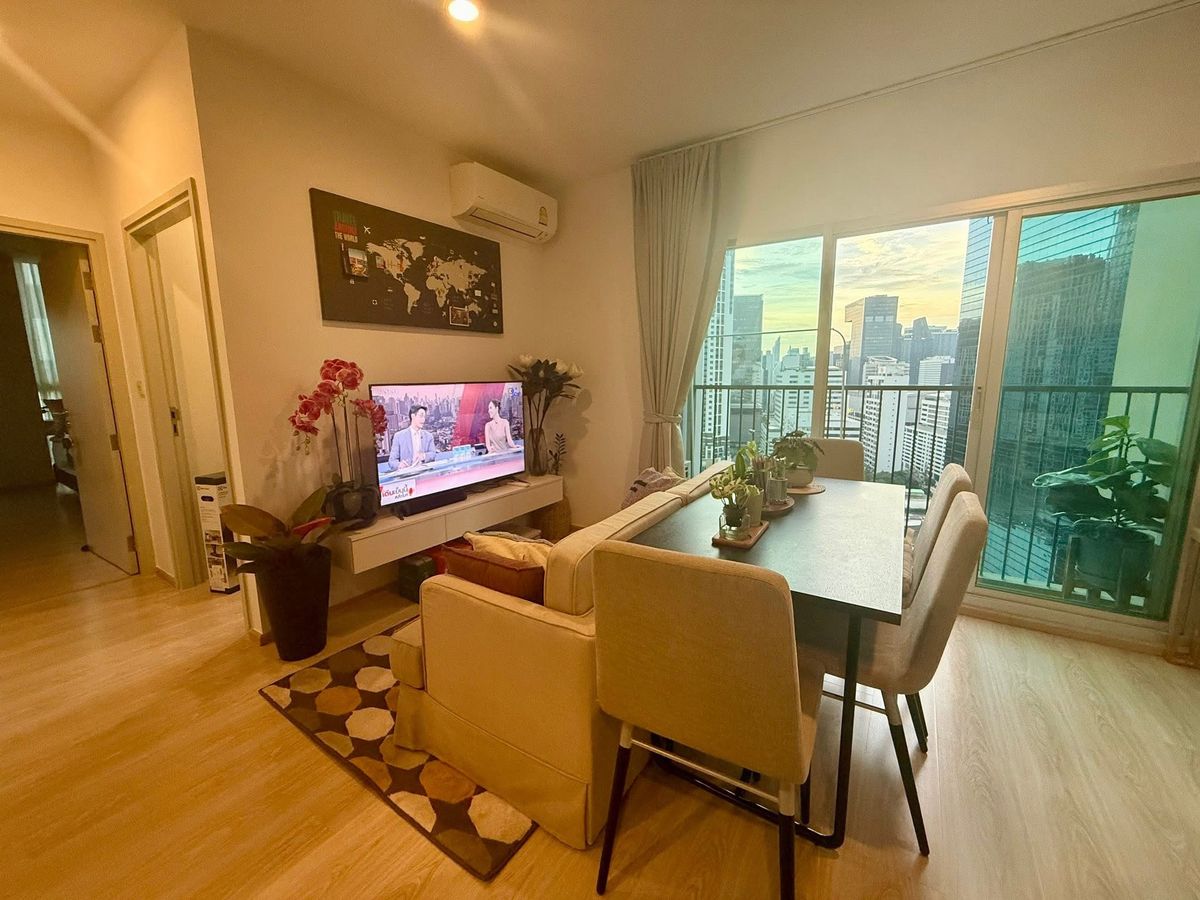 For RentCondoRatchadapisek, Huaikwang, Suttisan : For rent 📍 Noble Revolve Ratchada 2 📍 2 bedrooms, 2 bathrooms, fully furnished and equipped, near MRT Cultural Center