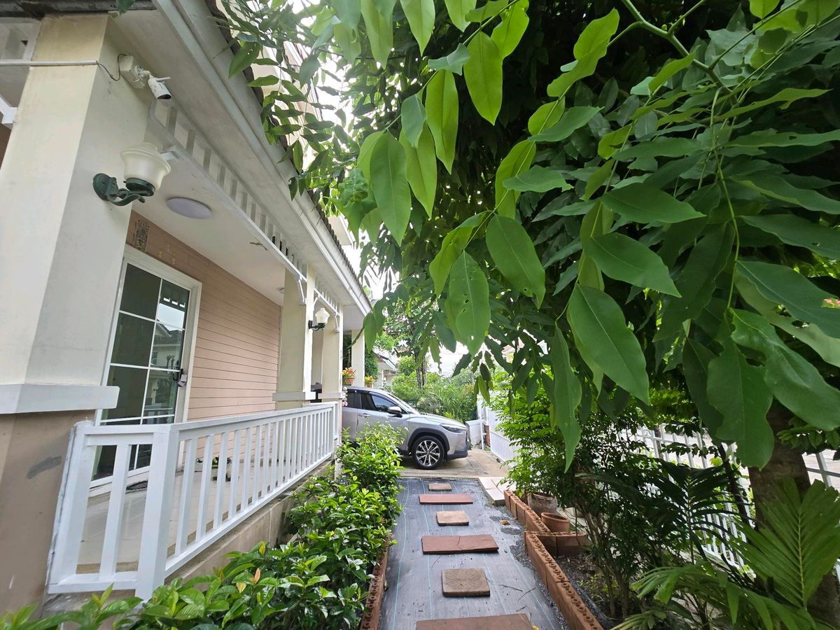 For RentHouseLadkrabang, Suwannaphum Airport : Rent a 2 -storey detached house, 52 sq. Wah. Ring Road/Onnut Near Suvarnabhumi Airport