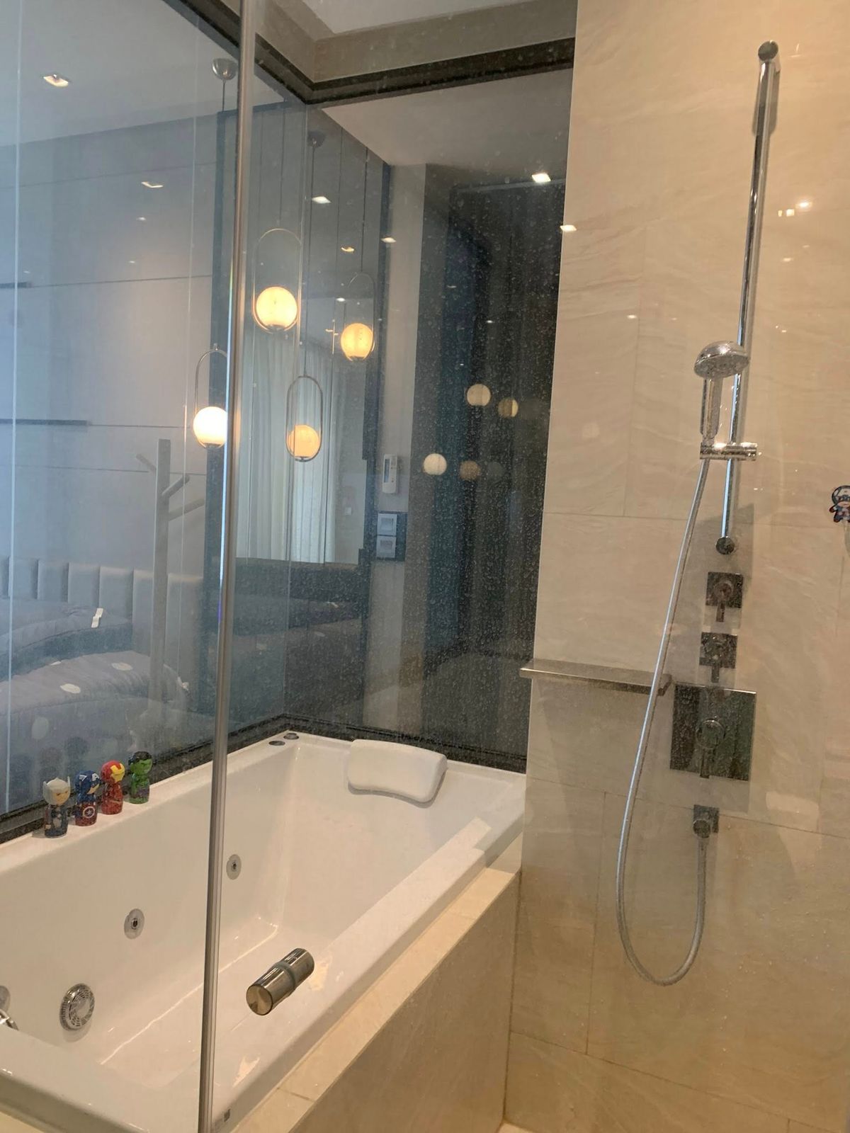 ขายคอนโดสีลม ศาลาแดง บางรัก : ขายคอนโด Ashton Silom ราคา 9,900,000 บาท [JZs250917]