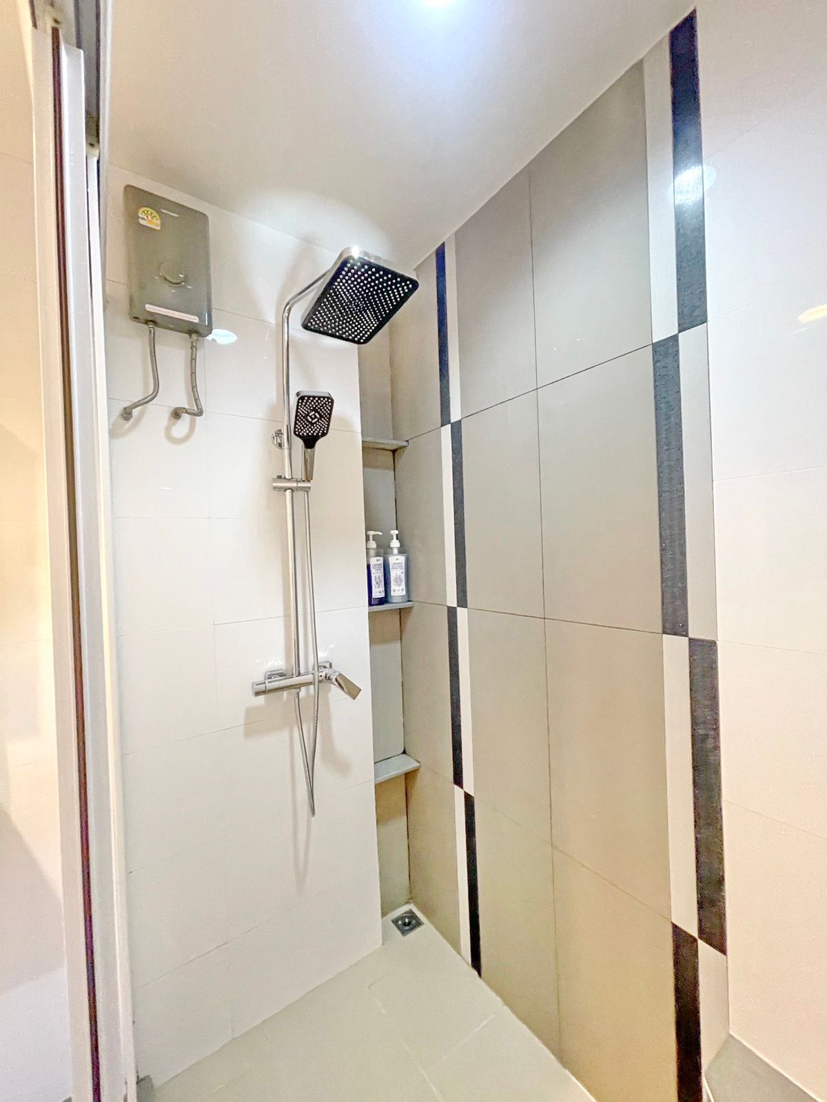 For RentCondoRatchadapisek, Huaikwang, Suttisan : 9633♛ 1 bedroom rent Ratchada ♜mrt Ratchadaphisek