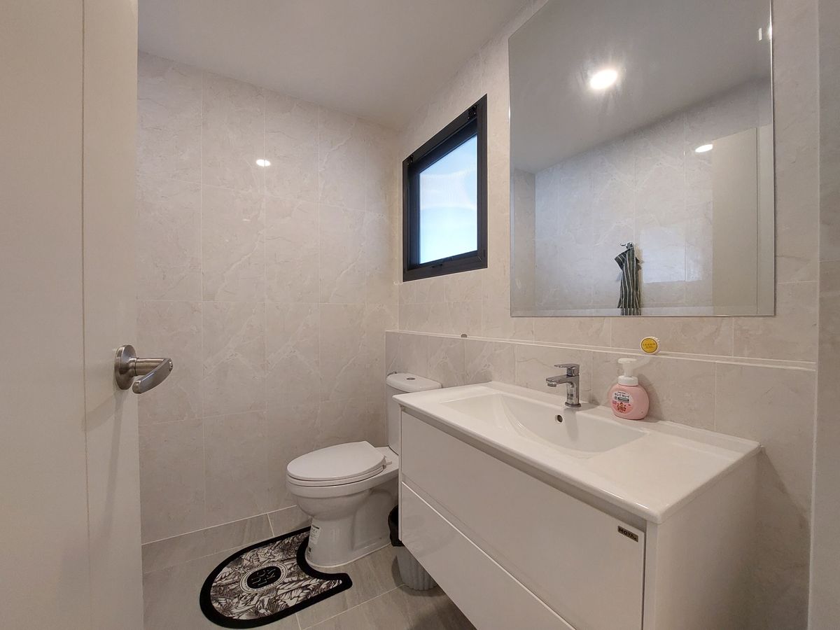 For SaleHouseBangna, Bearing, Lasalle : For Sale with Tenant | Centro Bangna | High Rental Yield