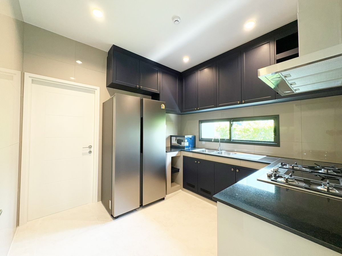 บ้านบางนา แบริ่ง ลาซาล : ✨บ้านเดี่ยวหรู 2 ชั้น ใกล้คลับเฮาส์ เศรษฐสิริ บางนา กม.10 | แสนสิริ✨