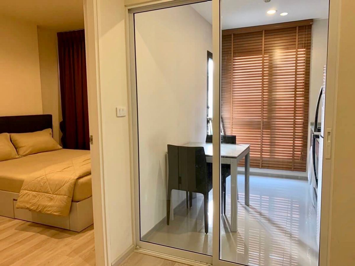 For SaleCondoRatchadapisek, Huaikwang, Suttisan : Centric Huai Khwang Station / 1 Bedroom (Sale with Tenant), Sentrak Huai Khwang Station / 1 Bedroom (Sale with Tenant) Cher028