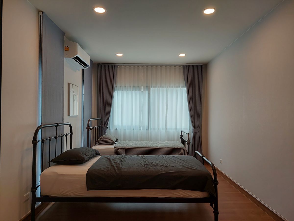 For SaleHouseBangna, Bearing, Lasalle : For Sale with Tenant | Centro Bangna | High Rental Yield