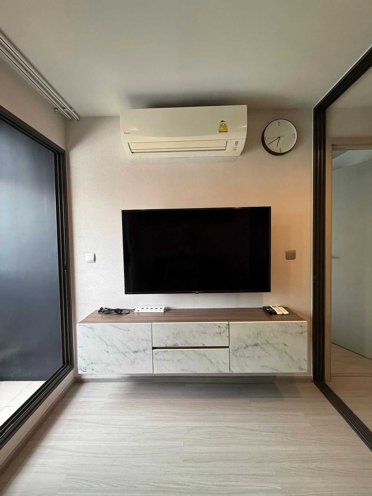 For SaleCondoLadprao, Central Ladprao : Life Ladprao condo for sale, price 5,412,750 baht [JZS250915]