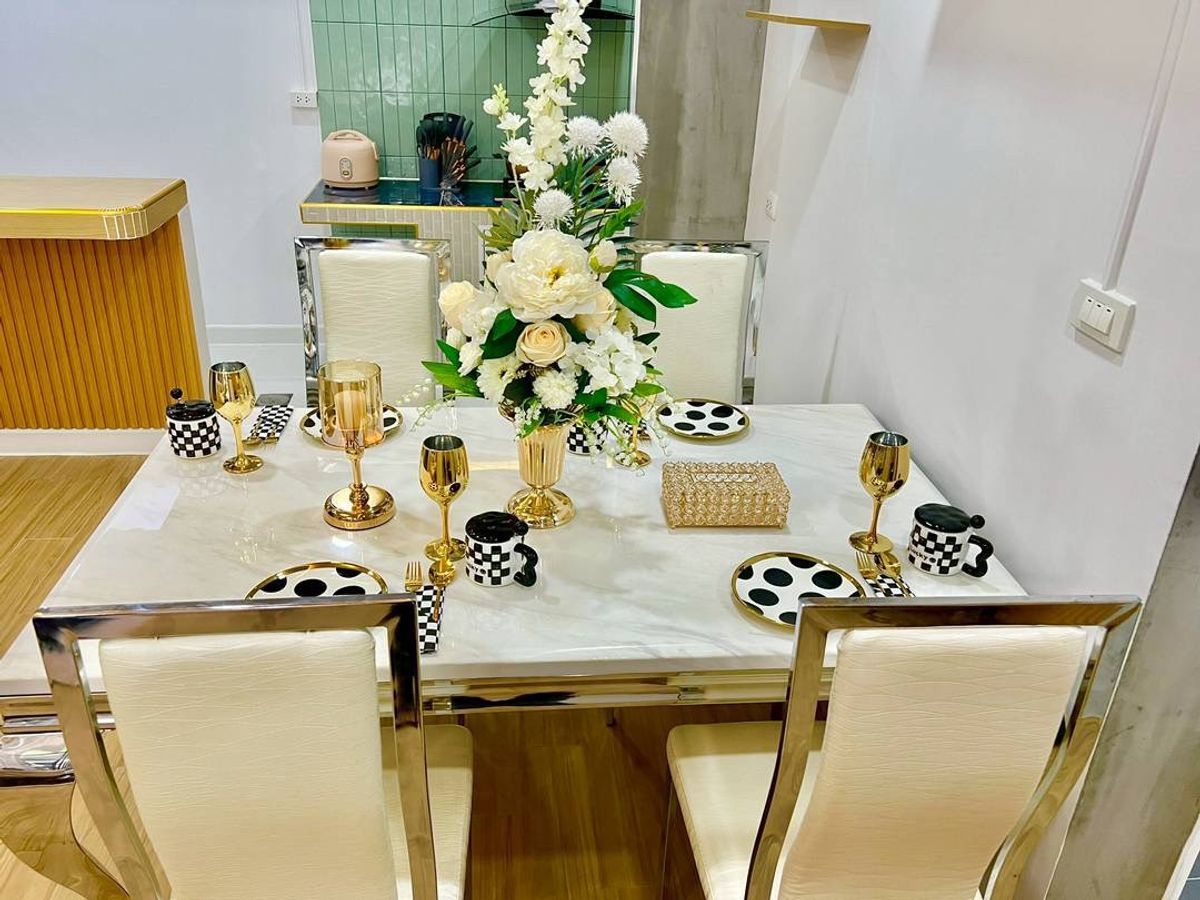 For SaleTownhomePathum Thani,Rangsit, Thammasat : House for sale, 2 -story townhome, The Trust Town, Ring Road - Luk Kali Liab Khlong Hok, area 27.8 square wah, 3 bedrooms, Bueng Kham Phrui Subdistrict, Lam Luk Ka District, Pathum Thani Province