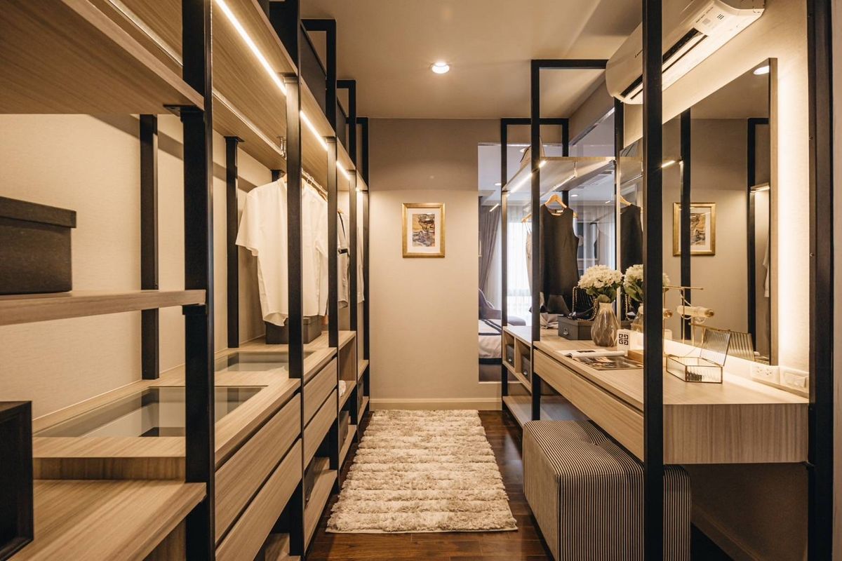 ขายทาวน์โฮมพระราม 3 สาธุประดิษฐ์ : Veritz Sathupradit 34 ทาวน์โฮมหรูสไตล์ Paris ที่อินฟลูอสังหาฯอันดับ1ของเมืองไทยเลือกซื้อ ใจกลางพระราม 3 ใกล้ Central พระราม 3 และ King's College International School แค่ 1 กม. เท่านั้น!